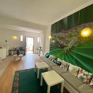  Guest house Iguana